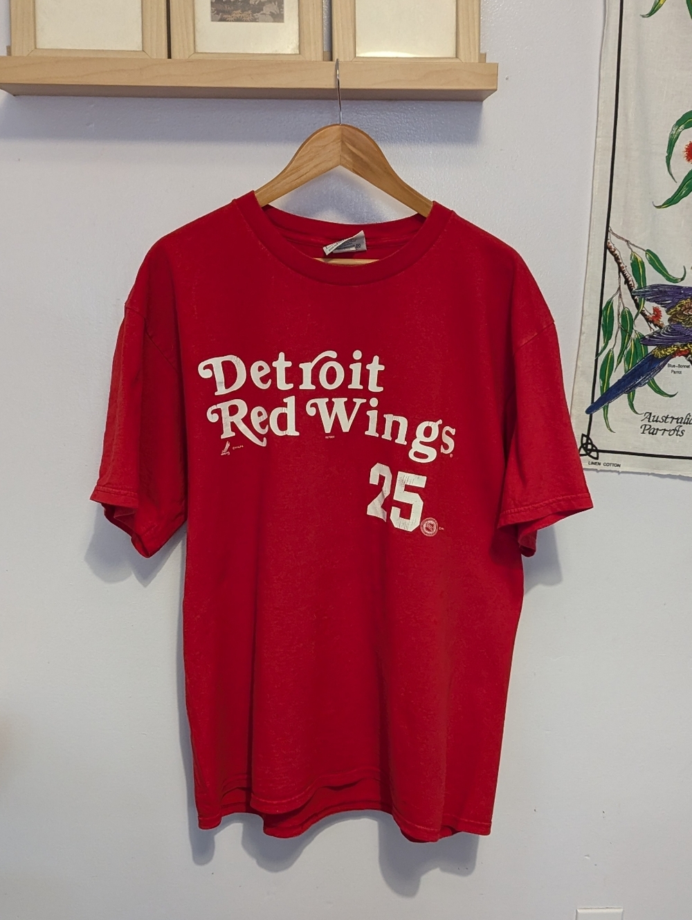 Vintage 90s Detroit Red Wings Hockey Nutmeg Mills Lee Sport T-shirt Size XL